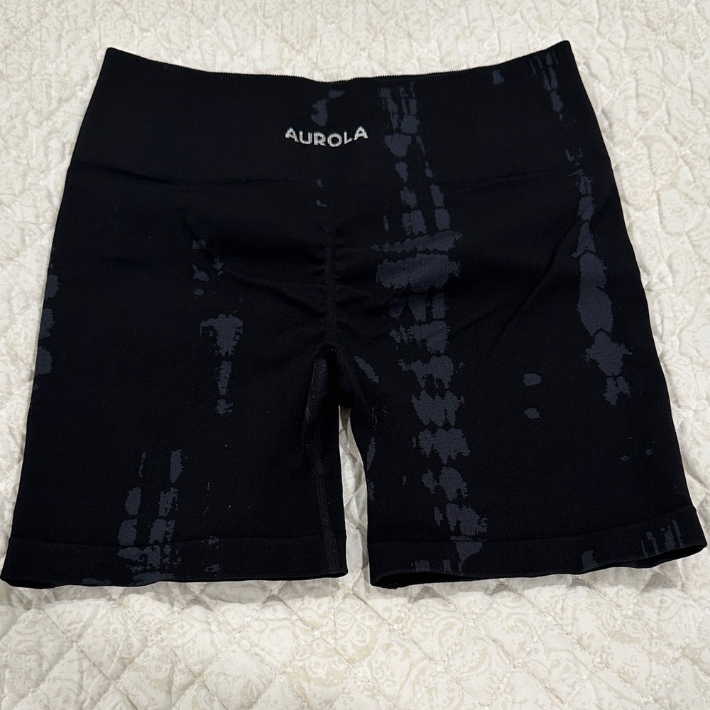 AUROLA Women's Black Athletic Shorts